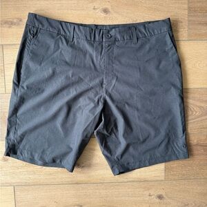 Hang Ten Men's Charcoal Flat Front Shorts
